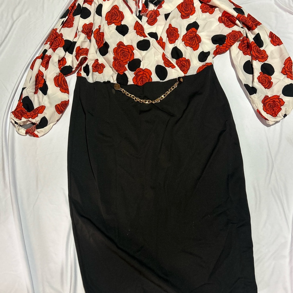 Ashley Stewart Red and White Long Sleeve Sheath Dress